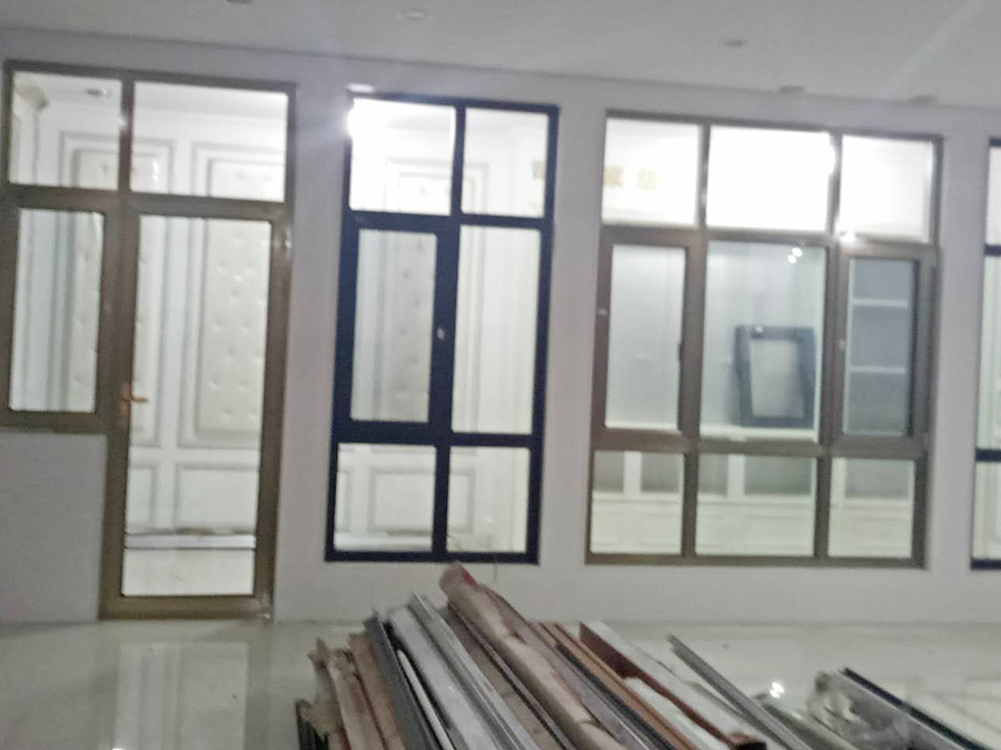 断桥铝门窗教你百叶窗的选择和使用